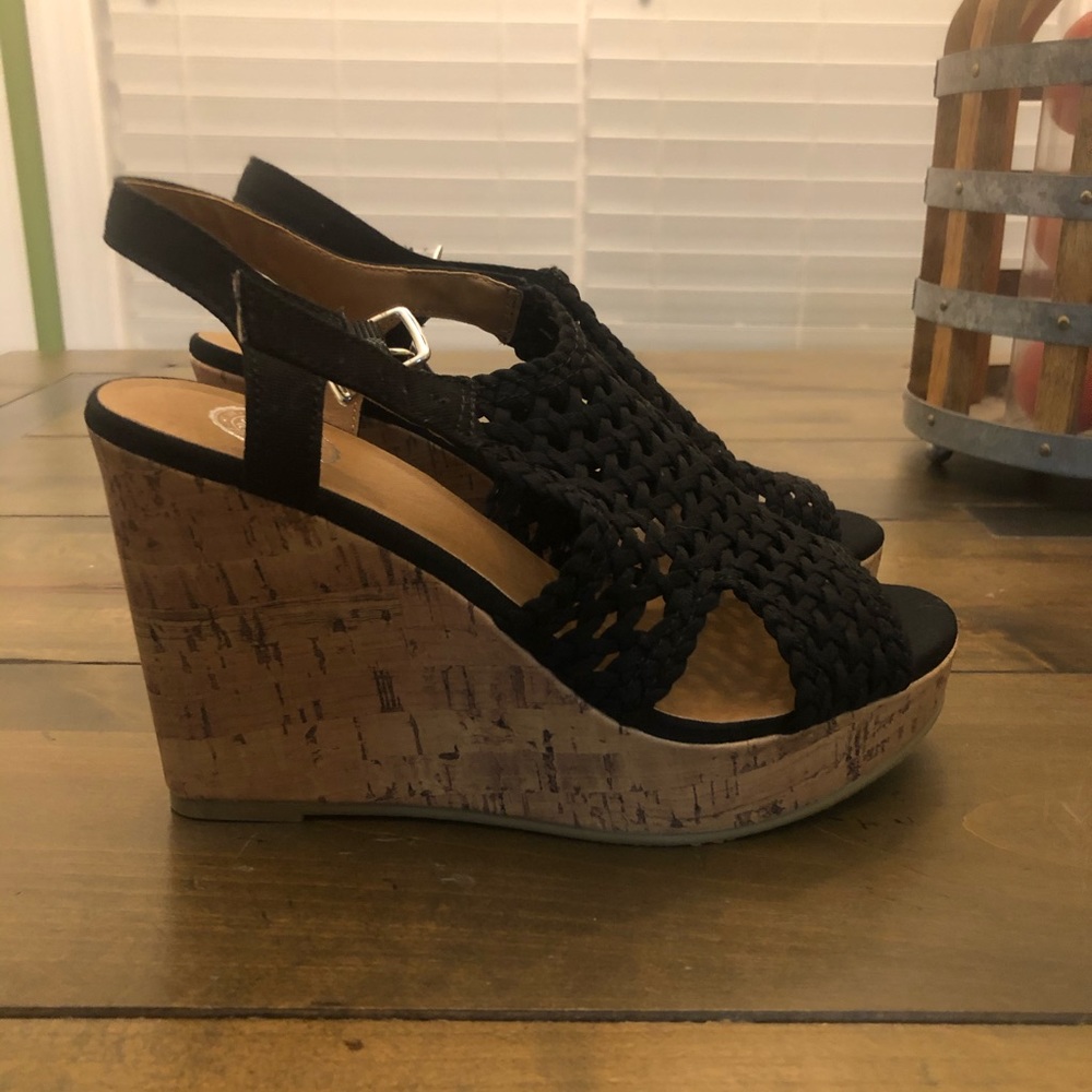 SO Wedge Sandals